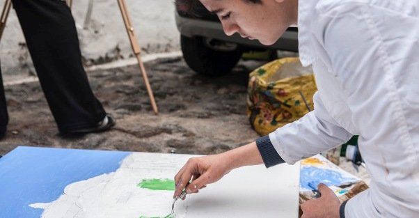El primer Concurso de Pintura Rápida del mercado de La Villa entrega sus premios