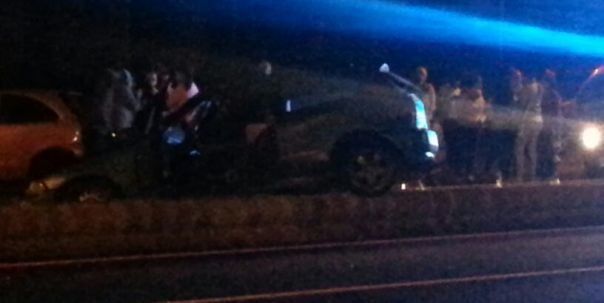 Dos heridos en la colisión de dos coches en la carretera a San Bartolomé