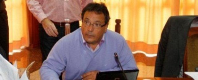 Machín estaba en una comisión en el Cabildo antes de ser detenido: Lo siento, me han llamado y tengo que salir