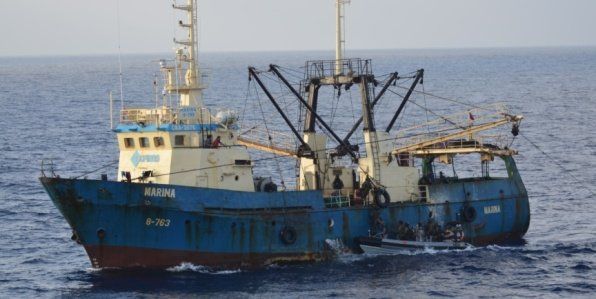 Abordan un pesquero marroquí que faenaba cerca de Lanzarote sin autorización