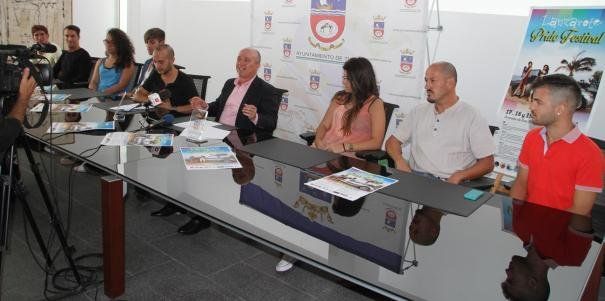 Los primeros establecimientos dedicados al turismo gay en Puerto del Carmen abrirán en octubre