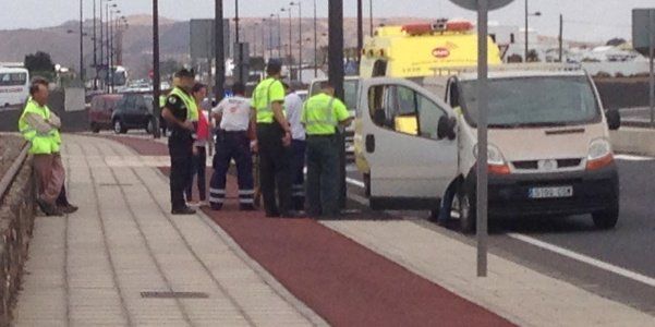 Dos heridos en un accidente entre dos vehículos cerca de Tahíche