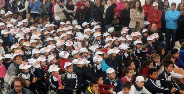 El CEIP Ajei recibe el reconocimiento como centro embajador de Save The Children