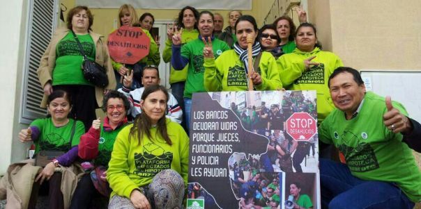 La PAH protesta contra la ejecución de un desahucio silencioso en Arrecife