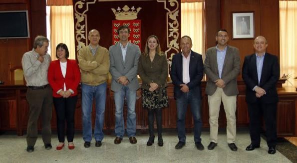 El Cabildo firma con los ayuntamientos un millón de euros para el Plan de Cooperación Municipal 2014