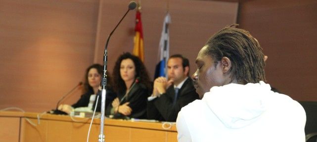 El jurado emite su veredicto contra Mor Ndao, declarándole culpable de un delito de asesinato y otro de profanación de cadáver