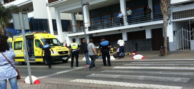 Un motorista fallece y una mujer resulta herida grave en un accidente de tráfico en Arrecife