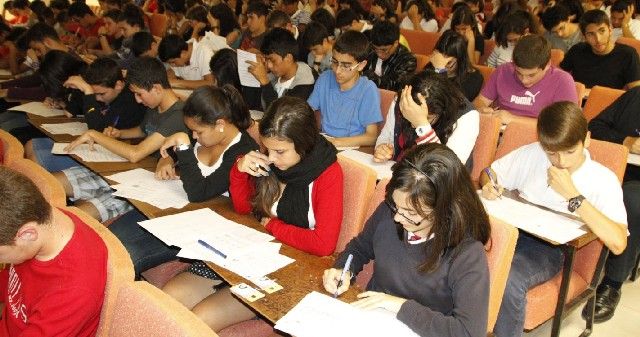 Unos 270 alumnos de la isla participaron en el Concurso Canguro Matemático, que contó con la colaboración de Informática Lanzarote