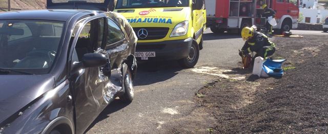 Cuatro heridos, tres de ellos menores,  en un accidente de tráfico en Femés