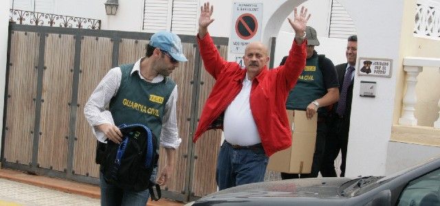 Urbaser pagó una comisión ilegal de entre 25 y 50 millones de pesetas por el contrato y se la repartieron Dimas e Isabel Déniz"