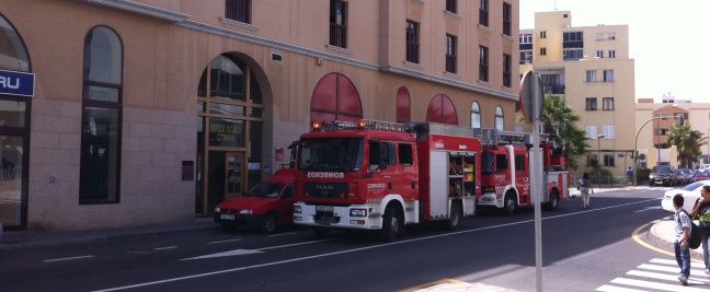 Un vecino logra extinguir un nuevo incendio en una vivienda de Arrecife