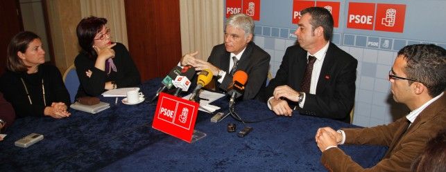 José Miguel Pérez afirma que fue decisión suya incluir a Carlos Espino en la lista electoral al Parlamento por su magnífica dialéctica