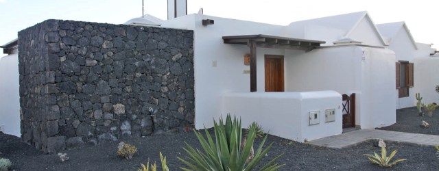 Dos ladrones asaltan una vivienda y agreden con un arma blanca a su dueño