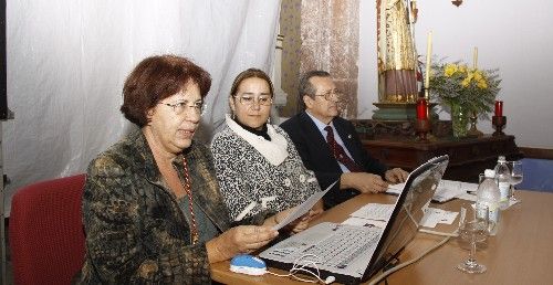 Homenaje solemne pero entrañable a Rafael Arozarena en la Iglesia de Femés