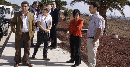La delegada del Gobierno, Carolina Darias, visita las obras del Fondo Estatal de Inversión Local en Arrecife