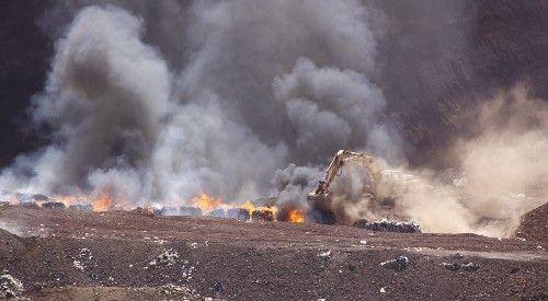 El vertedero de Zonzamas sufre el tercer incendio en cinco días