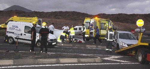 Fallece una mujer en un accidente en el cruce de Costa Teguise