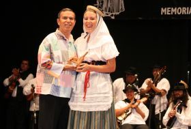 El Festival Folklórico Tahod rinde un homenaje musical a los Marineros del Cruz del Mar