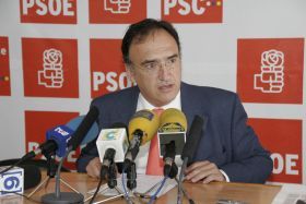 El PSOE obligará a sus socios en el Cabildo a posicionarse sobre el recurso del Gobierno de Canarias a la sentencia del REF