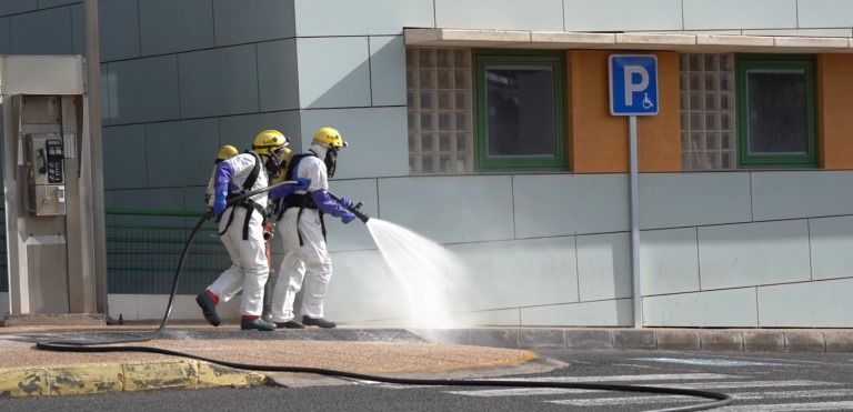 Canarias acumula ya 878 casos confirmados de coronavirus y suma tres nuevas muertes