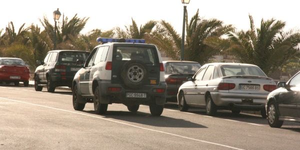 La Guardia Civil detiene a un hombre por negarse a hacer la prueba de alcoholemia y amenazar de muerte a los agentes