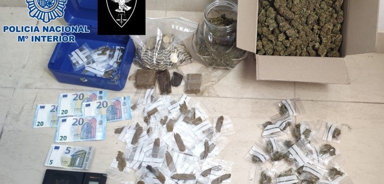 Dos detenidos en la operación policial llevada a cabo en un local de Arrecife  por venta de drogas