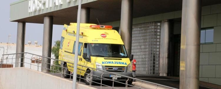 Herido un joven de 31 años tras caer tres metros por unas escaleras de un edificio de Arrecife