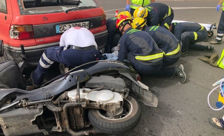 Herido un joven motorista tras una colisión con un coche en Argana