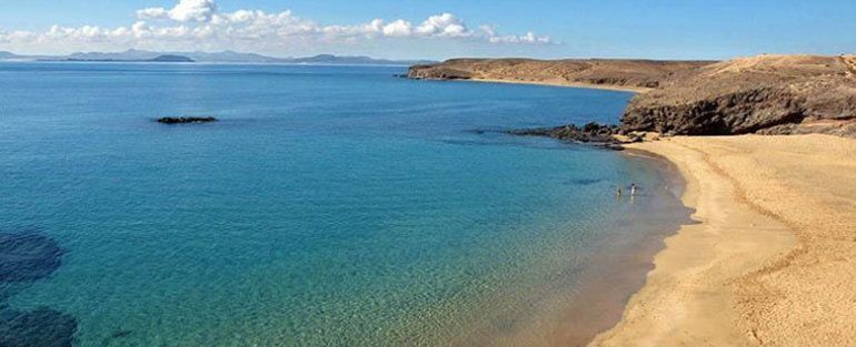 Atienden a un hombre tras sufrir un síncope en una playa de Papagayo