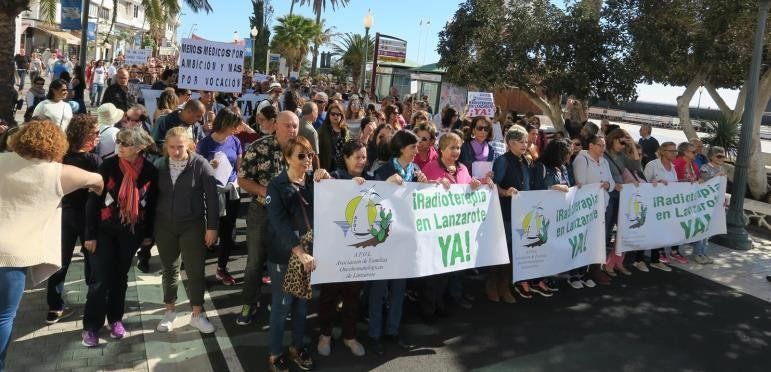 NC exige a San Ginés que "no torpedee" más el servicio de radioterapia en Lanzarote