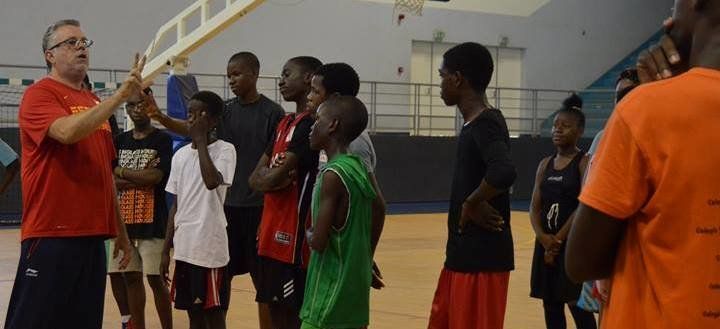 El CB Conejero promueve el baloncesto en Guinea Ecuatorial