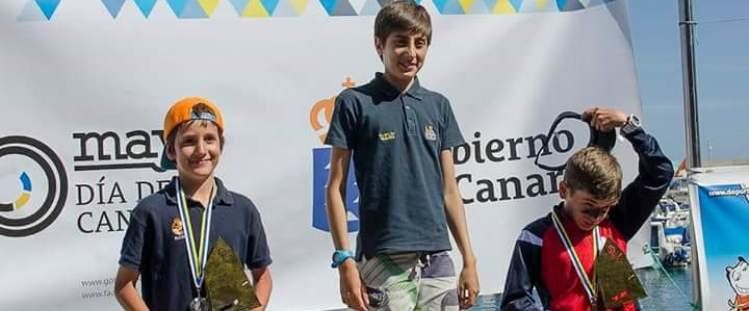 Mariano Stinga del RCNA, tercer clasificado del campeonato de Canarias de óptimist