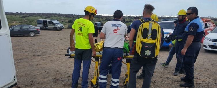 Rescatado un parapentista herido tras sufrir una caída en Órzola