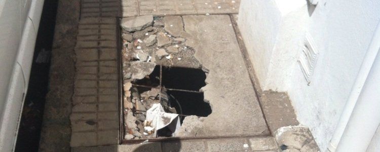 "Ahora las personas ya no pueden ni pasar por esa acera"