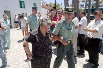 Desahucian a dos mujeres de Puerto del Carmen para hacer una nueva construcción en el lugar que ocupan las viviendas