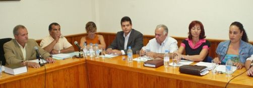 El alcalde de San Bartolomé readmite a los concejales del PP tras la demora socialista en acceder al grupo de gobierno