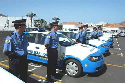 Un total de 107 personas concursan por 11 plazas para la Policía Local de Yaiza