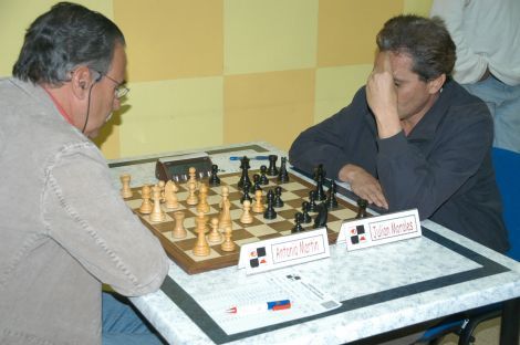 Pedro Tomás Pérez se perfila como primer finalista del campeonato de ajedrez de Lanzarote