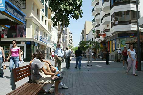 Arrecife Zona Centro define los horarios comerciales para fin de año y Reyes