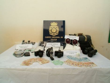 Detenidos 15 integrantes de dos bandas dedicadas a la introducción, corte y suministro de cocaína en Lanzarote