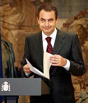 Zapatero asegura que el mantenimiento en Canarias de los incentivos fiscales es "una cuestión de Estado"