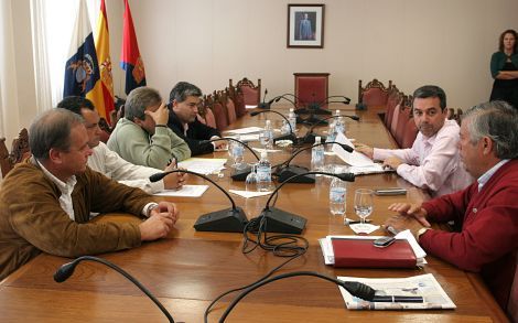 Cabildo y Ayuntamiento de Teguise establecerán el plan de protección del casco histórico de La Villa