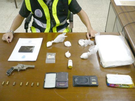 Detenidos tres peligrosos delincuentes que atracaban con armas de fuego a prostitutas y traficantes de droga