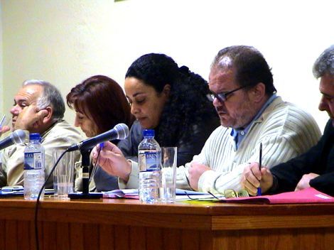 CC y PSC-PSOE apuestan por un pacto para salvar San Bartolomé con y sin el alcalde