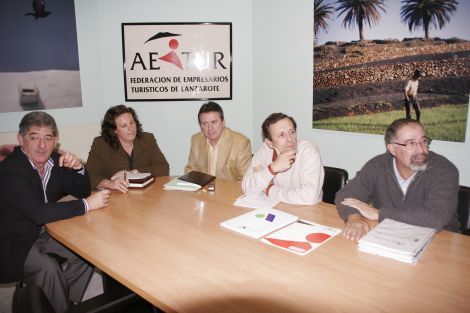 Aetur y Asolan piden al Cabildo "desbloquear" los proyectos de ocio turístico