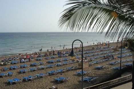 Un ciudadano ruso aparece muerto junto al Hotel San Antonio de Puerto del Carmen