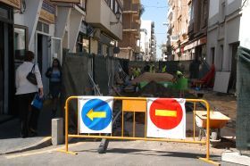 La calle José Antonio estará cortada al tráfico durante tres días por obras en la red de saneamiento