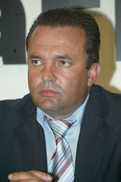 Tinajo se niega a firmar la convocatoria para la Mesa Insular de Sanidad