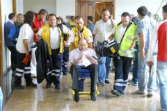 Se reanuda la votación en el Cabildo, después del traslado de un vocal al Hospital General