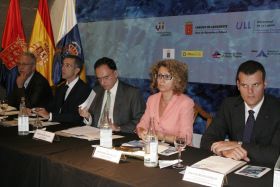 Fernando Delgado impartió la primera conferencia en la apertura de la Universidad de Verano de Lanzarote
